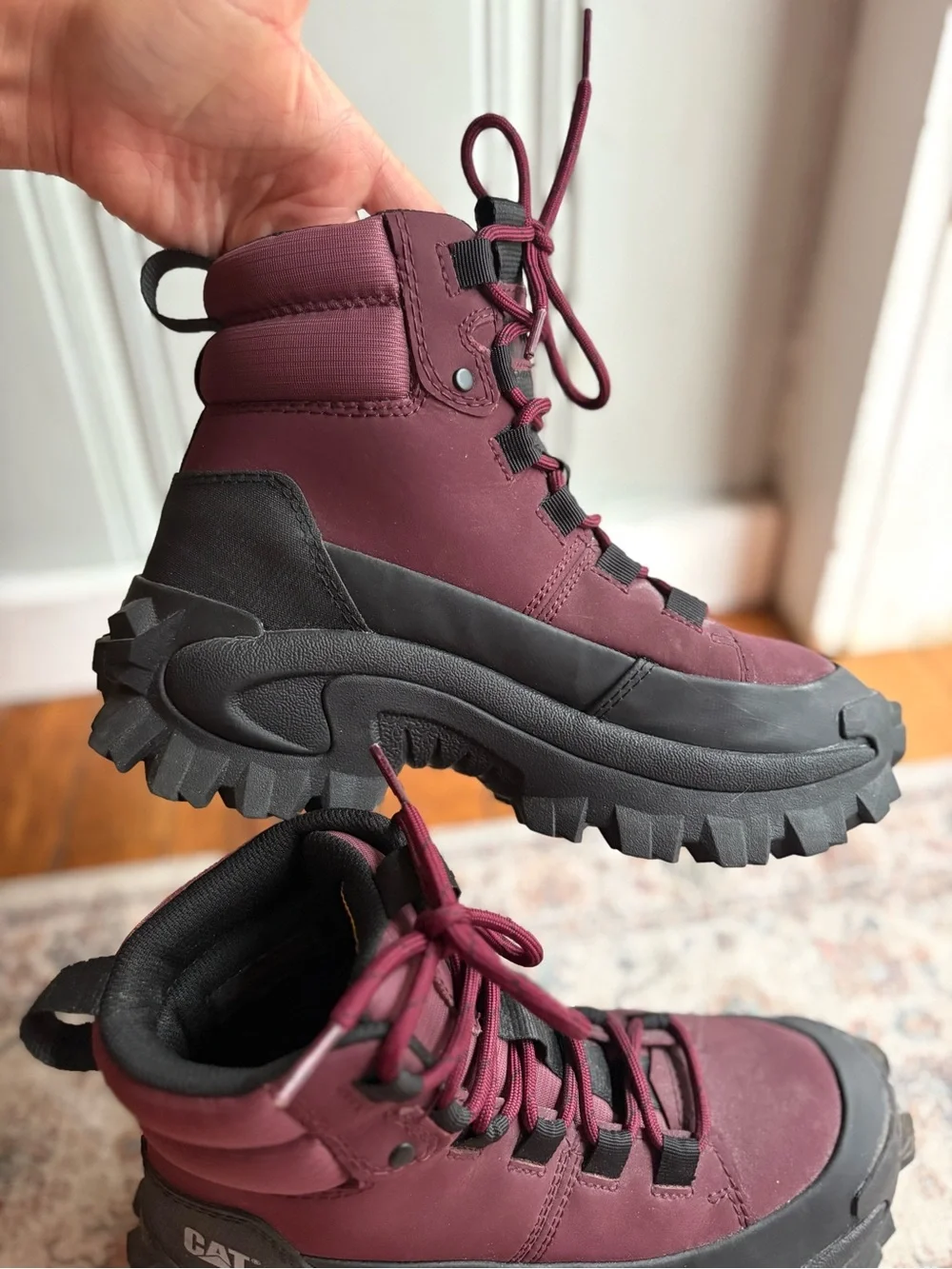 Womens size 7.5 CAT Tresspass Waterproof Galosh Boots Red Wine & Black Mens 6